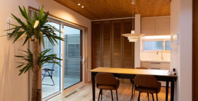 集う家 ダイニング