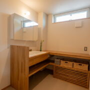 脱衣室+洗面化粧台